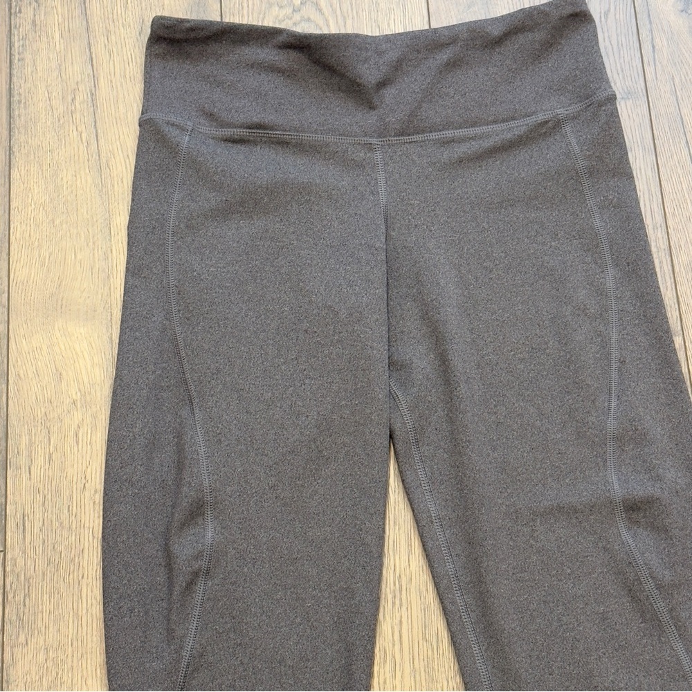 Vineyard Vines Women’s Solid Heather Performance … - image 3